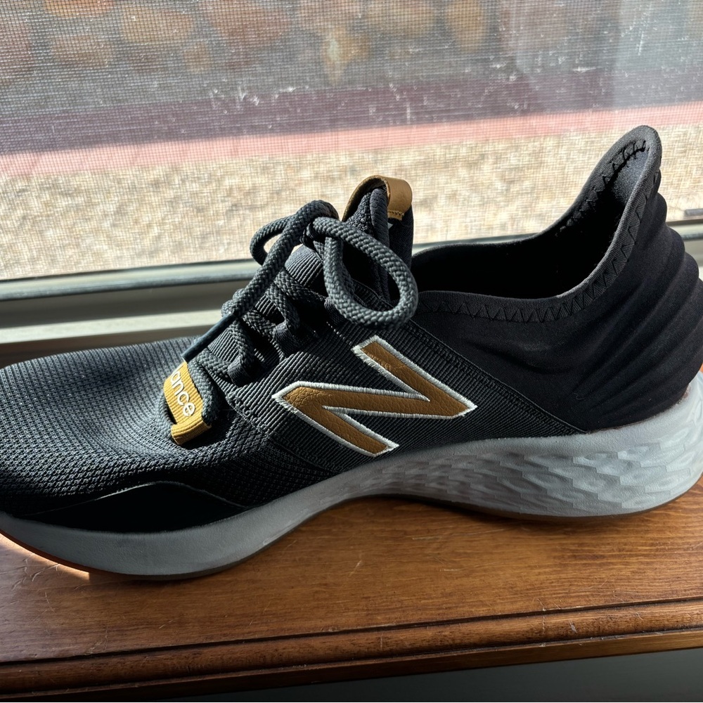 New Balance 🟦these are a true navy and gold. Work one time - just too small. - Picture 3 of 7